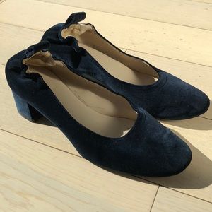 Everlane Day Heel Black Velvet
